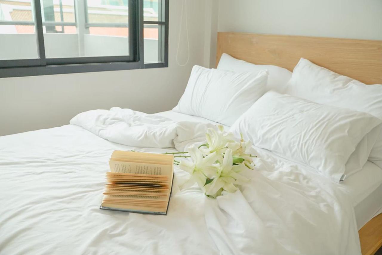 Yakthai Poshtel Bangkok Zewnętrze zdjęcie